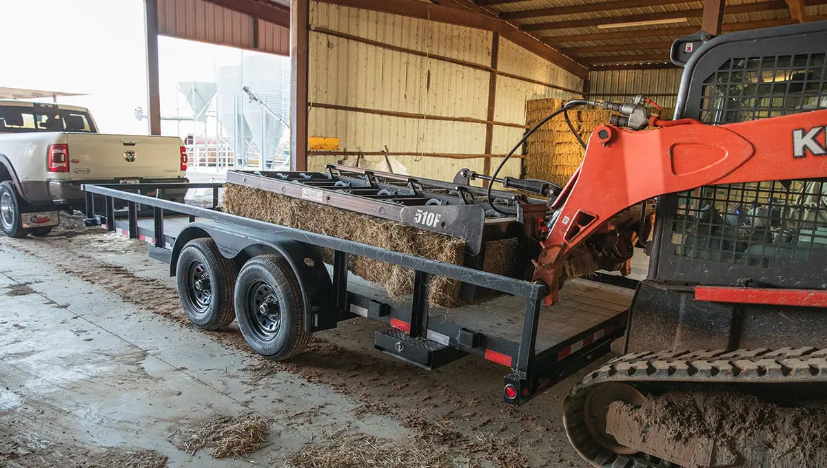 a 10pi utility trailer with the number 310p on it